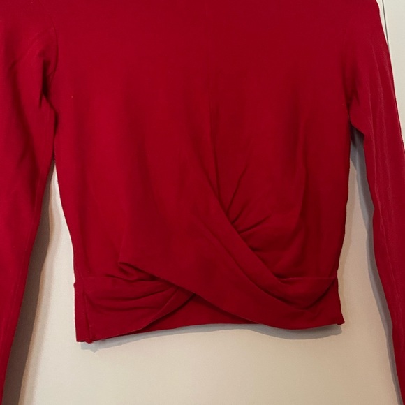 Dynamite Twist Front Longsleeve - Picture 3 of 4